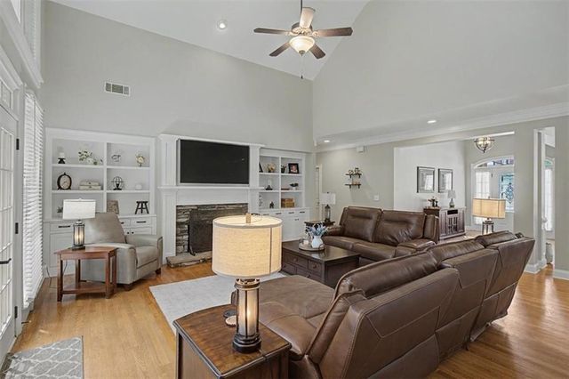 5099 Waldenbrooke Court NW, Acworth, GA 30101