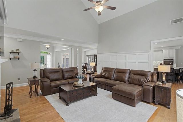 5099 Waldenbrooke Court NW, Acworth, GA 30101