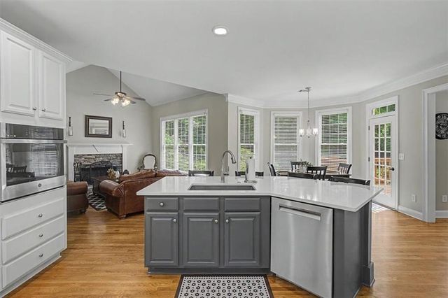 5099 Waldenbrooke Court NW, Acworth, GA 30101