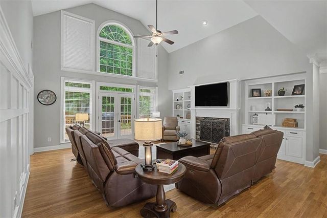 5099 Waldenbrooke Court NW, Acworth, GA 30101
