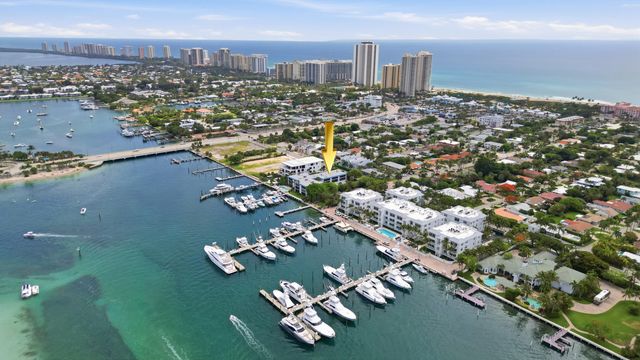 220 Lake Drive 206, Palm Beach Shores, FL 33404