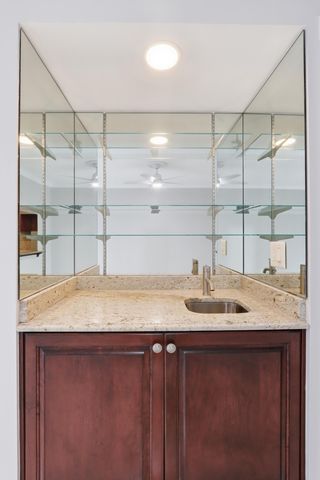 220 Lake Drive 206, Palm Beach Shores, FL 33404