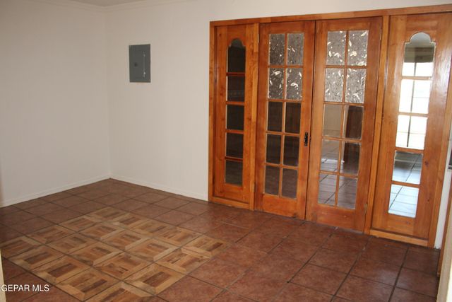 9201 MOUNT SHASTA Drive, El Paso, TX 79924