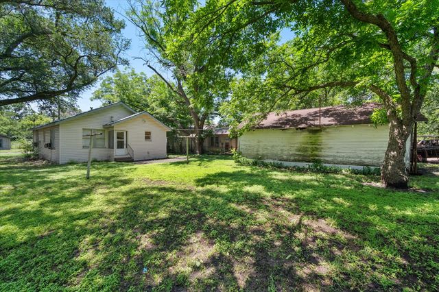 110 Woodland Avenue, Corsicana, TX 75110