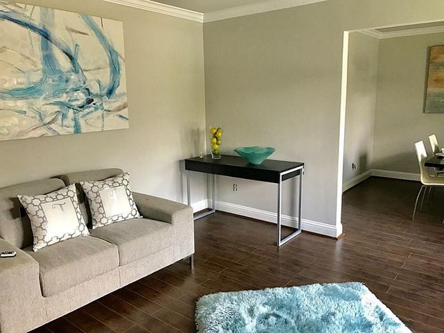 5519 Ariel Street, Houston, TX 77096