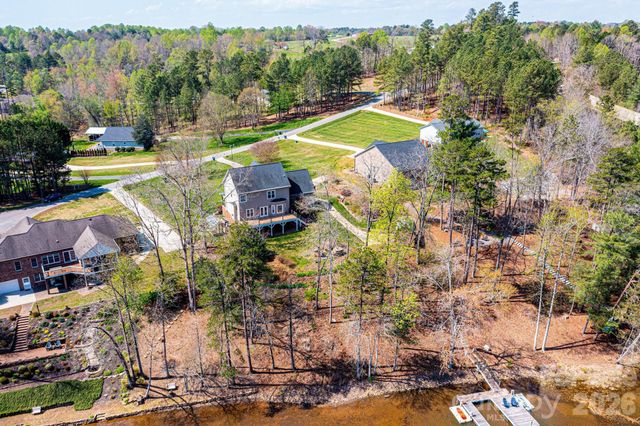 4726 Crystal Falls Avenue, Hickory, NC 28601