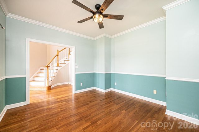 4726 Crystal Falls Avenue, Hickory, NC 28601