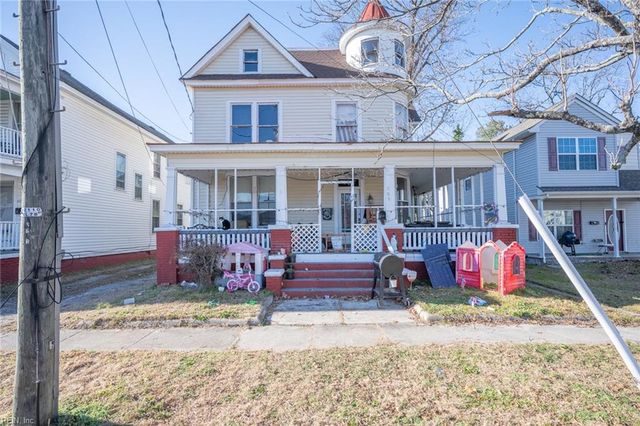 209 Cedar ST, Suffolk, VA 23434