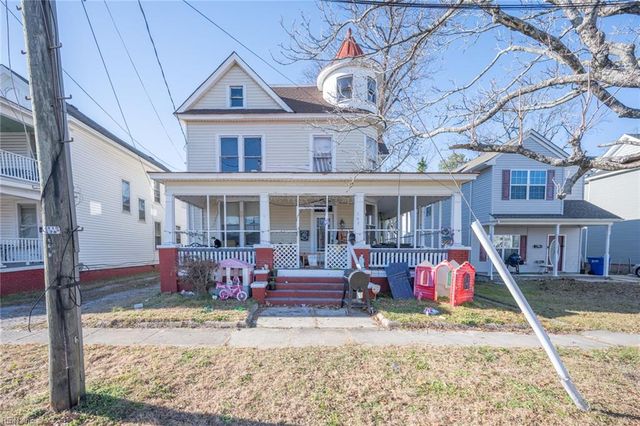 209 Cedar ST, Suffolk, VA 23434