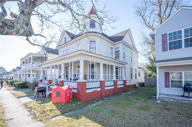 209 Cedar ST, Suffolk, VA 23434