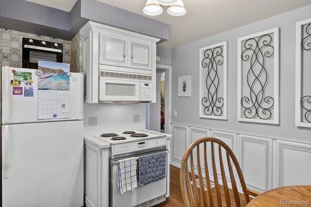 447 Maple Street, Wyandotte, MI 48192