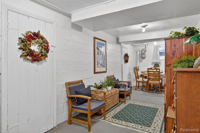 447 Maple Street, Wyandotte, MI 48192