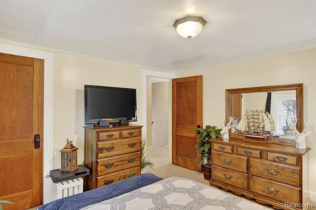 447 Maple Street, Wyandotte, MI 48192