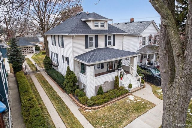 447 Maple Street, Wyandotte, MI 48192