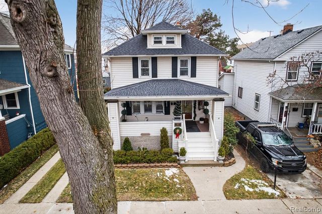 447 Maple Street, Wyandotte, MI 48192