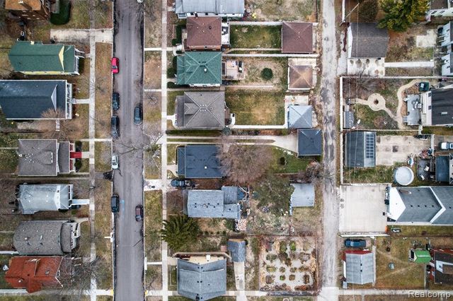 447 Maple Street, Wyandotte, MI 48192