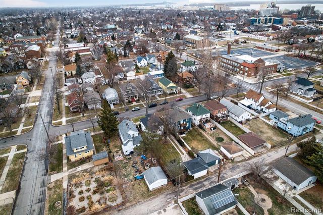 447 Maple Street, Wyandotte, MI 48192