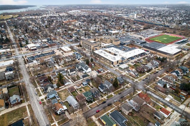 447 Maple Street, Wyandotte, MI 48192