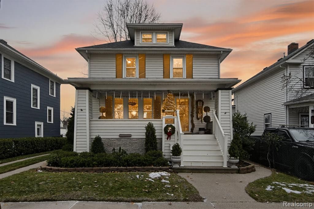 447 Maple Street, Wyandotte, MI 48192