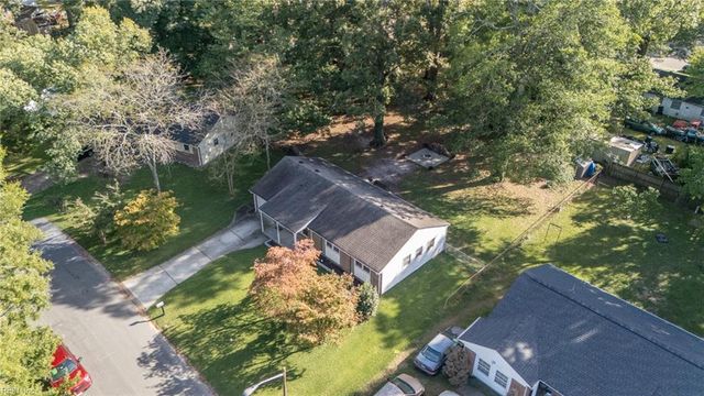 4613 Maplewood DR, Suffolk, VA 23435