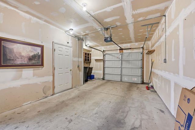 15449 Yale Drive, Clinton Township, MI 48038