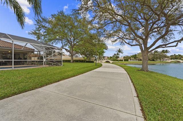 8233 Cozumel Lane, Wellington, FL 33414