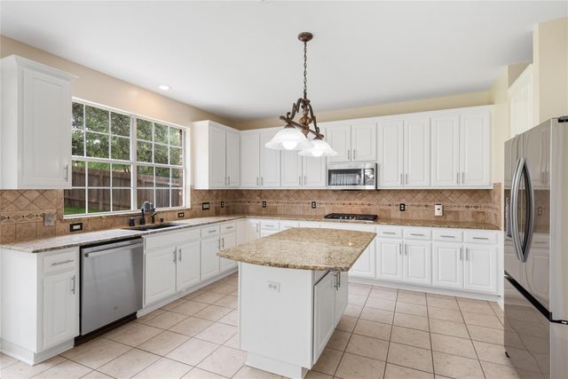 9527 Indigo Brush DR, Austin, TX 78726