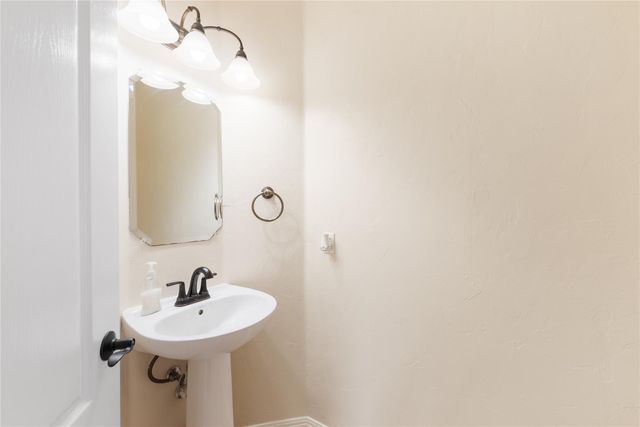 9527 Indigo Brush DR, Austin, TX 78726
