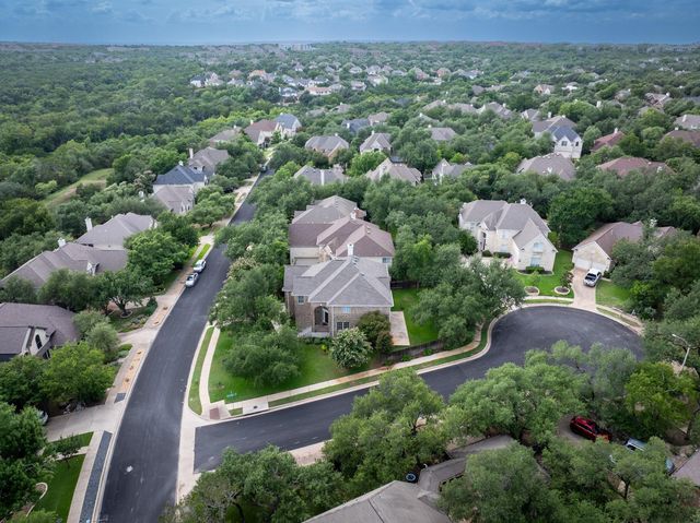 9527 Indigo Brush DR, Austin, TX 78726