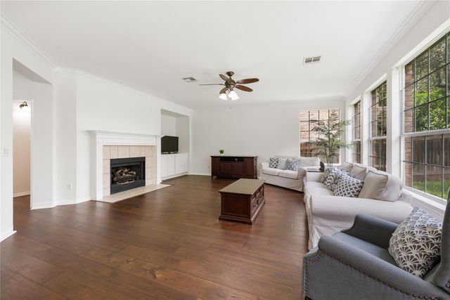 9527 Indigo Brush DR, Austin, TX 78726