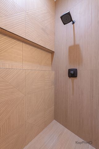 4017 N Albany Avenue, Chicago, IL 60618