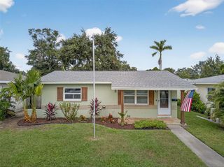 5331 BURLINGTON AVENUE N, St Petersburg, FL 33710