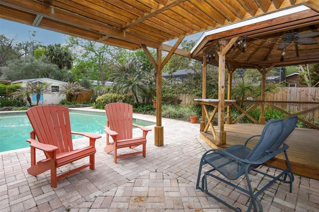 102 PINEVIEW CIRCLE, Altamonte Springs, FL 32714