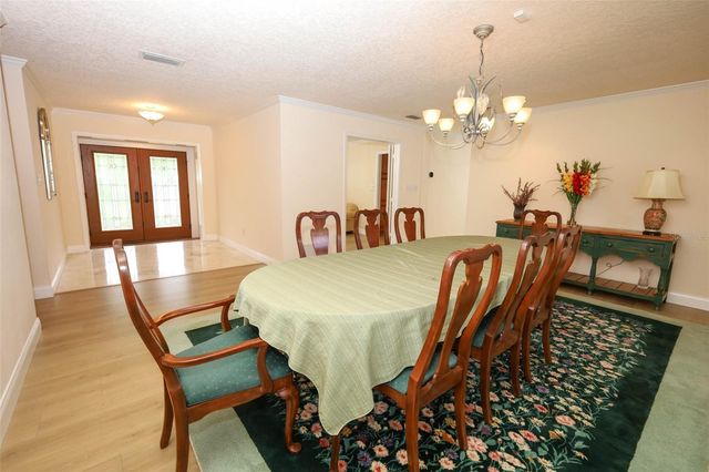 102 PINEVIEW CIRCLE, Altamonte Springs, FL 32714