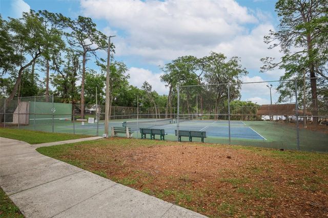 102 PINEVIEW CIRCLE, Altamonte Springs, FL 32714
