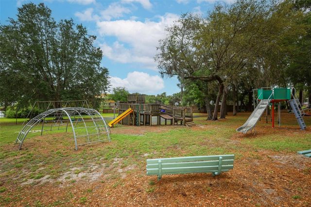 102 PINEVIEW CIRCLE, Altamonte Springs, FL 32714
