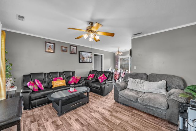 7299 Private Rd 1830, West Plains, MO 65775