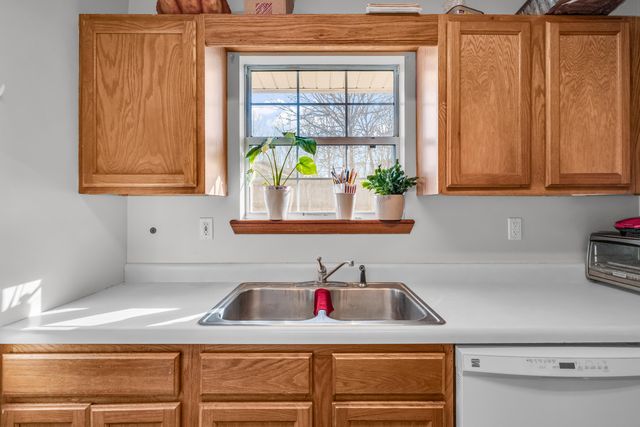 7299 Private Rd 1830, West Plains, MO 65775