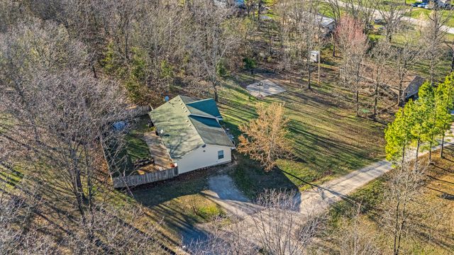 7299 Private Rd 1830, West Plains, MO 65775