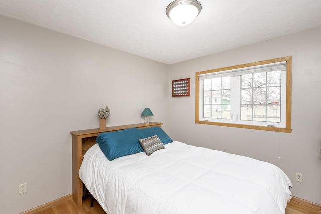 1731 Elm Street N, Fargo, ND 58102