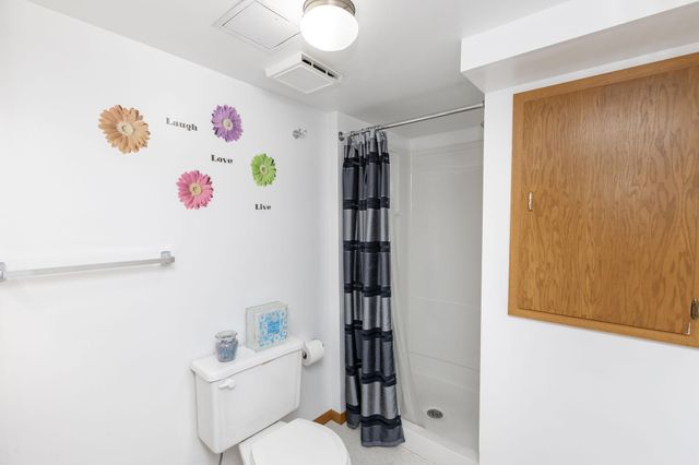 1731 Elm Street N, Fargo, ND 58102