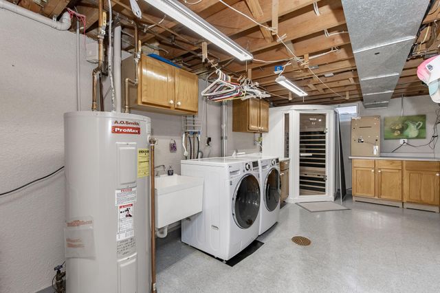 1731 Elm Street N, Fargo, ND 58102