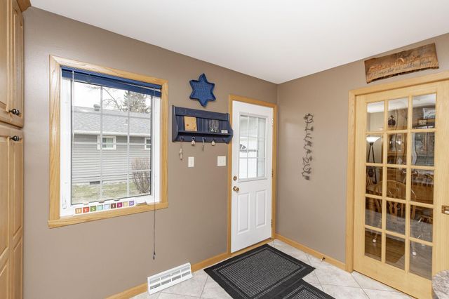 1731 Elm Street N, Fargo, ND 58102