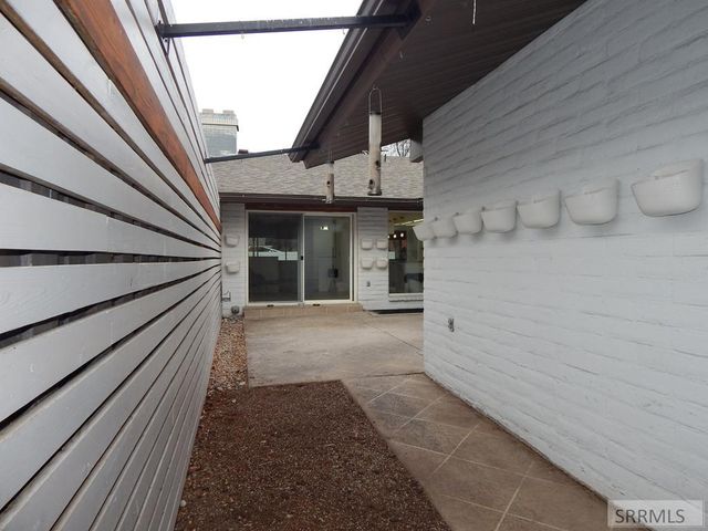 1429 Three Fountains Drive, Idaho Falls, ID 83404