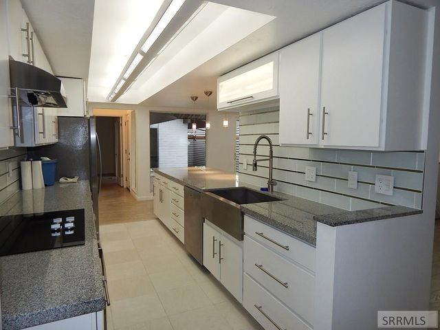 1429 Three Fountains Drive, Idaho Falls, ID 83404