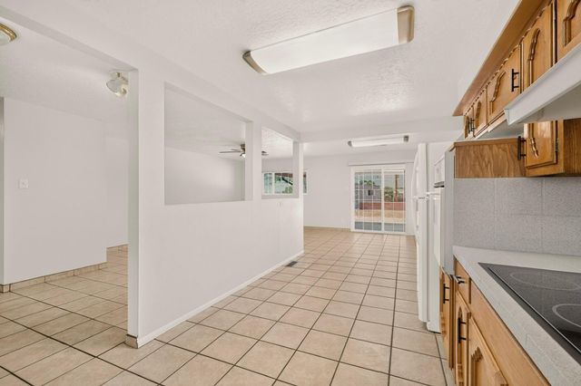 1200 Cielo Vista Del Sur, Corrales, NM 87048