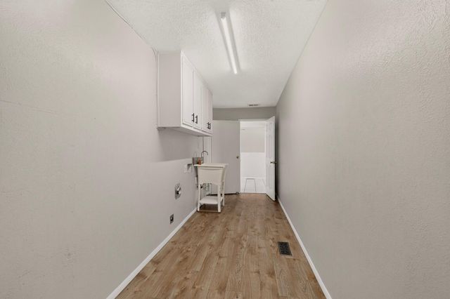 1200 Cielo Vista Del Sur, Corrales, NM 87048