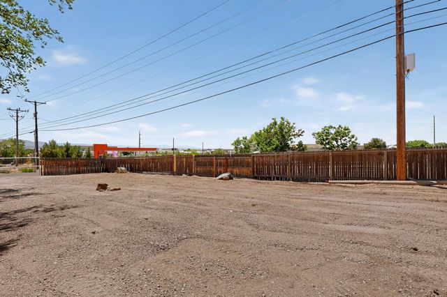 1200 Cielo Vista Del Sur, Corrales, NM 87048