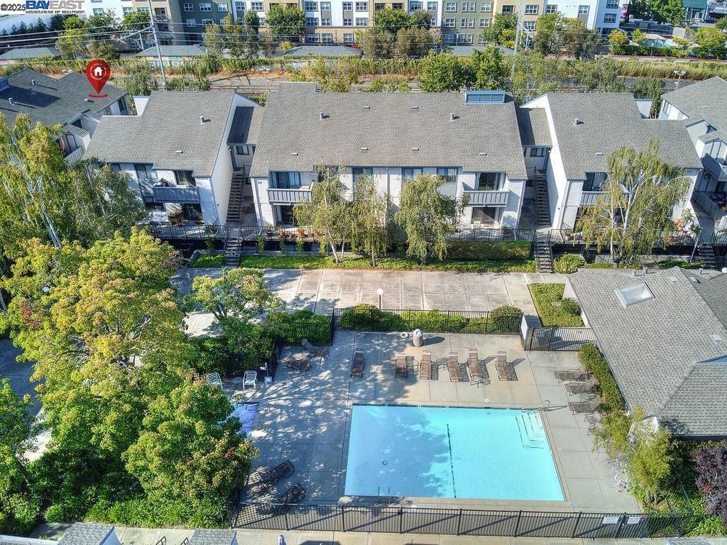 845 Woodside Way 111, San Mateo, CA 94401
