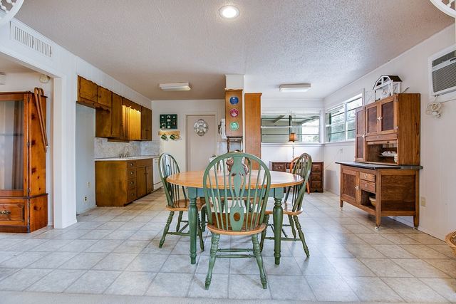 200 Sharp Avenue, Ballinger, TX 76821